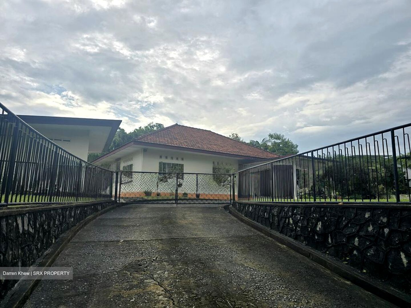 Swiss Club Park (D11), Detached #569607341